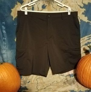 Mens black Chaps golf shorts